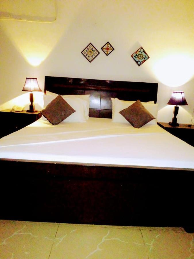Pyramid International Guest House Iszlámábád Kültér fotó