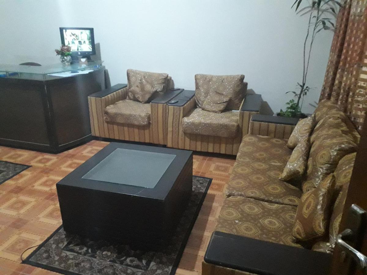 Pyramid International Guest House Iszlámábád Kültér fotó